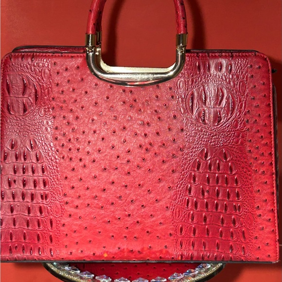 Dasein Elegant Red Ostrich Crossbody/Handbag 14” x 11” x 3.5” NWOT - Picture 3 of 13